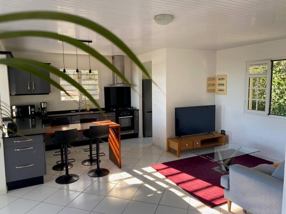 Les Terrasses De Maelle - Jolie Villa F4 Vue Mer Riviere-Salee Extérieur photo