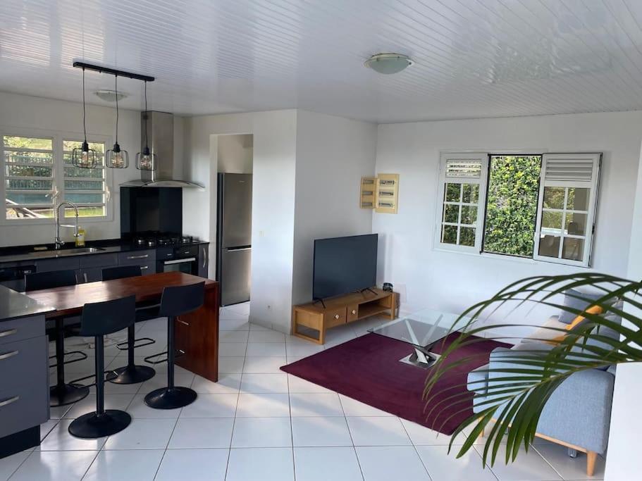 Les Terrasses De Maelle - Jolie Villa F4 Vue Mer Riviere-Salee Extérieur photo